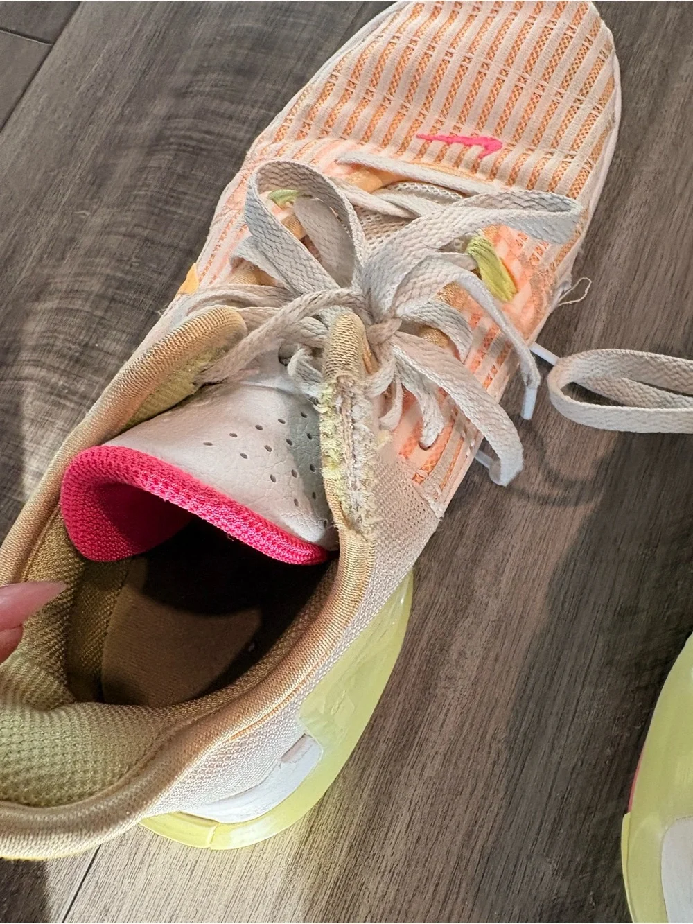Nike LeBron Witness 6 sneakers (2pairs)